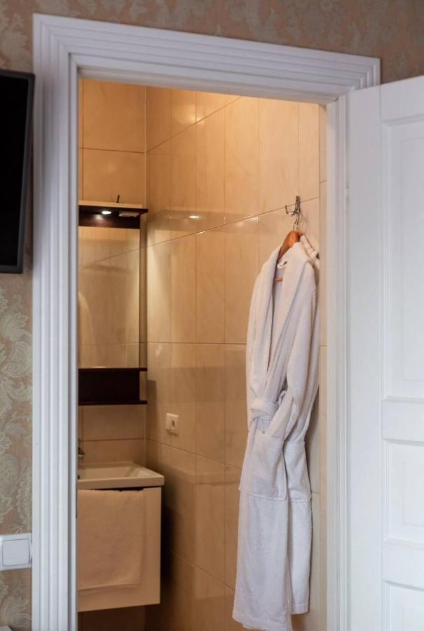 Hotel Grand Aristocrate Dubovtsy Exteriör bild